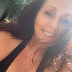 Meet your Posher, Lorin